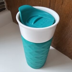 Ello Ogden Ceramic Coffee Travel Mug White Turquoise Silicone Sleeve 16 Oz